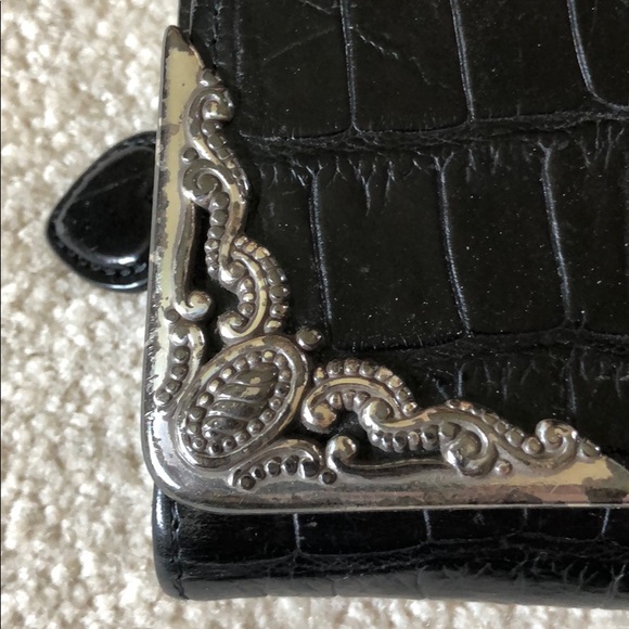 Crossbody wallet purse with silver corners. - Picture 4 of 4